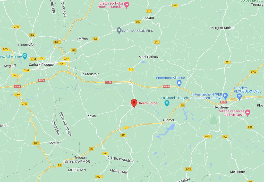 Carte affichant l'adresse 3 rue Traverse, 22340 Paule, à mi-chemin entre Carhaix-Plouguer et Rostrenen